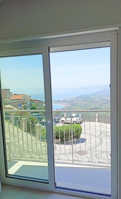Stanza Mylai Etna View Apartman Castelmola Kültér fotó