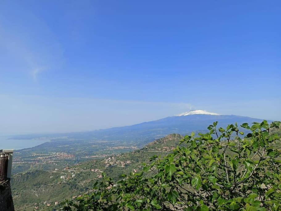 Stanza Mylai Etna View Apartman Castelmola Kültér fotó